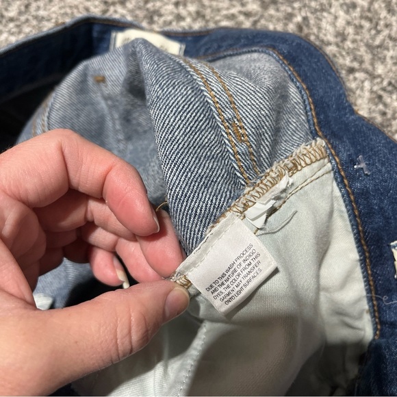 Madewell The Momjean Jeans Size 25 Distressed Hem - Picture 10 of 10